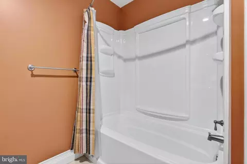 Bath - 117 State Ave, Lindenwold, NJ 08021 photo 1 of 3