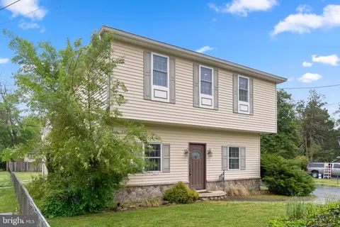 Exterior - 117 State Ave, Lindenwold, NJ 08021 photo 4 of 8