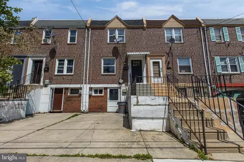 1067 S Merrimac Rd, Camden, NJ 08104
