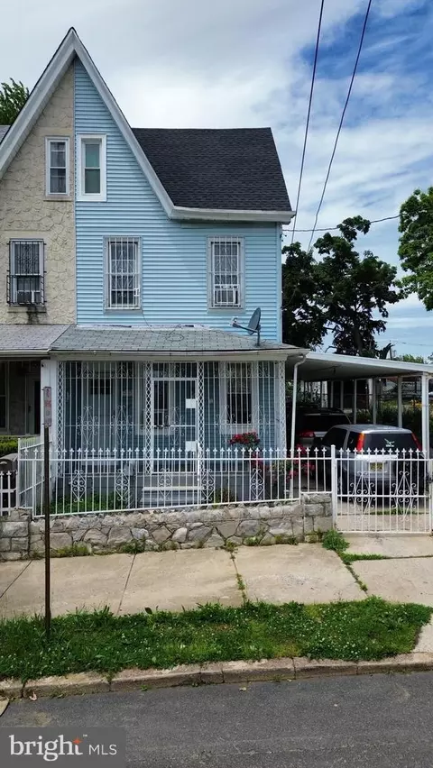 2719 High St, Camden, NJ 08105