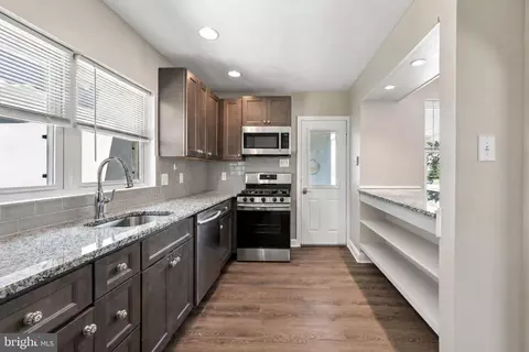 Kitchen - 83 Johnson Ave, Runnemede, NJ 08078 photo 2 of 2