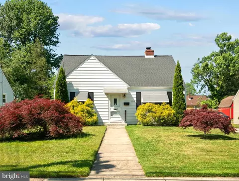 524 Fifth Ave, Barrington, NJ 08007