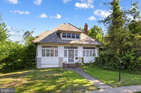 115 W Gloucester Pike, Barrington, NJ 08007