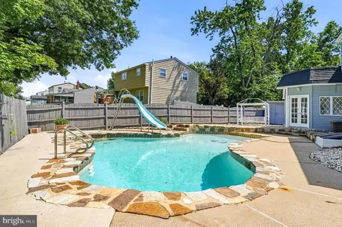 Exterior - 5 Jefferson Dr, Clementon, NJ 08021 photo 7 of 10