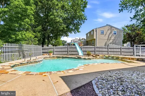 Exterior - 5 Jefferson Dr, Clementon, NJ 08021 photo 5 of 10