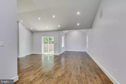 Entry Way - 140 E 9th Ave, Pine Hill, NJ 08021 photo 2 of 11