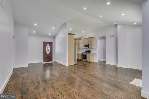 Entry Way - 140 E 9th Ave, Pine Hill, NJ 08021 photo 4 of 11