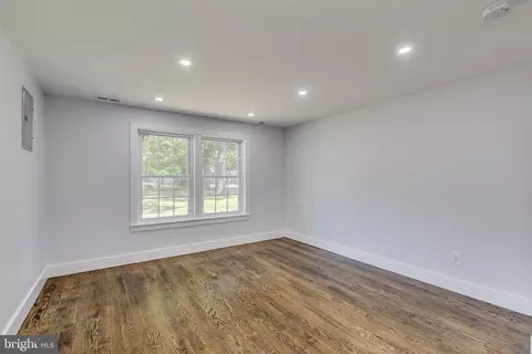 Living - 140 E 9th Ave, Pine Hill, NJ 08021 photo 2 of 2