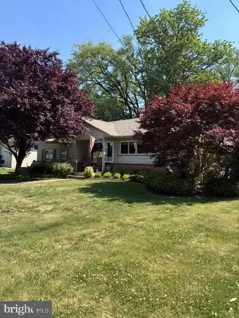 615 W Browning Rd, Oaklyn, NJ 08107