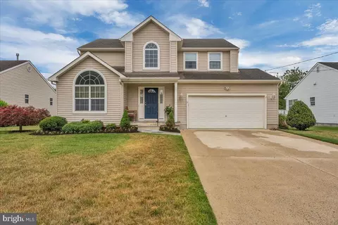 51 Jefferson Ave, Berlin, NJ 08009