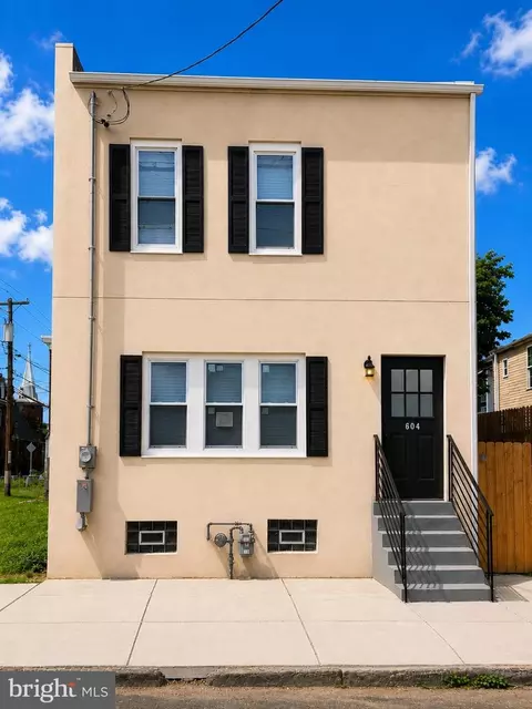604 S 5th St, Camden, NJ 08103