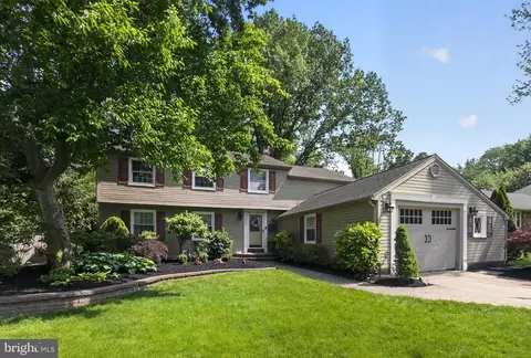 549 Covered Bridge Rd, Cherry Hill, NJ 08034