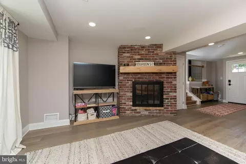 Living - 507 Howard Rd, Cherry Hill, NJ 08034 photo 5 of 5