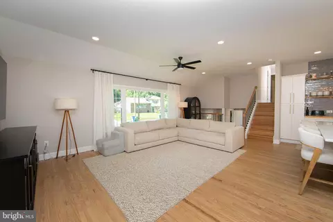 Living - 507 Howard Rd, Cherry Hill, NJ 08034 photo 1 of 5