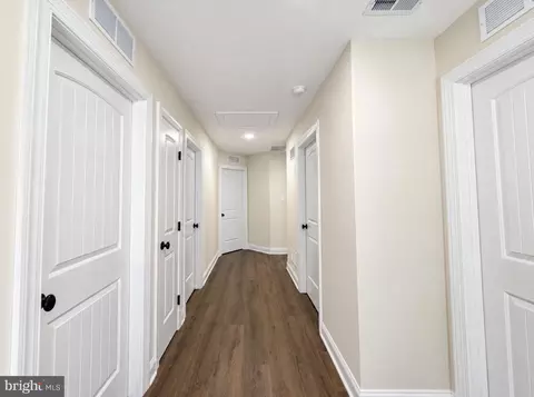 Entry Way - 855 Little Gloucester Rd, Clementon, NJ 08021 photo 11 of 12