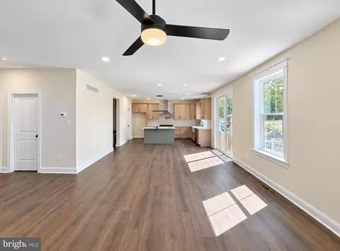 Living - 855 Little Gloucester Rd, Clementon, NJ 08021 photo 4 of 4