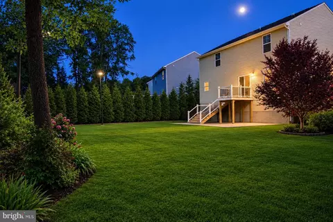 Exterior - 165 Ciseley Dr, Sicklerville, NJ 08081 photo 2 of 3
