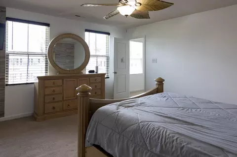 Bedroom - 165 Ciseley Dr, Sicklerville, NJ 08081 photo 2 of 3
