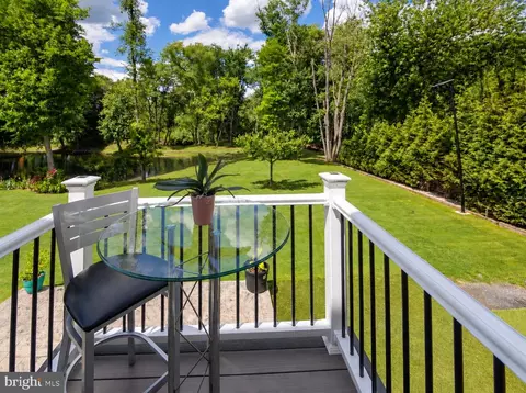 Exterior - 165 Ciseley Dr, Sicklerville, NJ 08081 photo 3 of 3