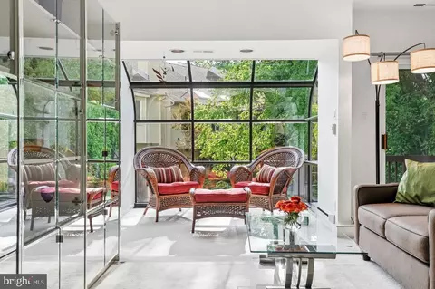 1606 Chanticleer, Cherry Hill, NJ 08003