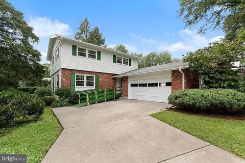 15 E Tampa Ave, Cherry Hill, NJ 08034