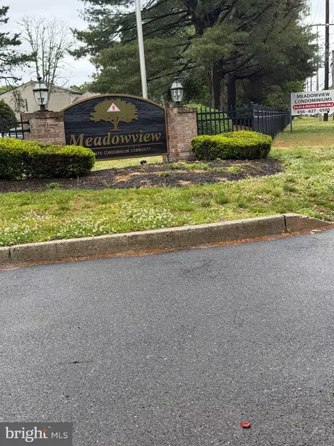 1801 Egg Harbor Rd #712, Clementon, NJ 08021