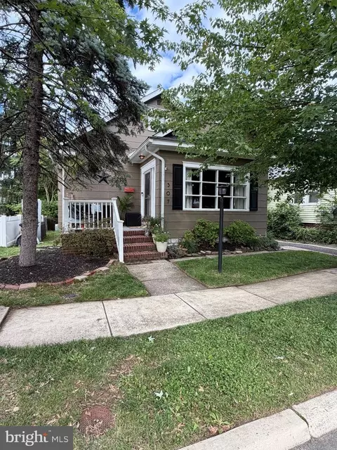 307 Johnson Ave, Oaklyn, NJ 08107