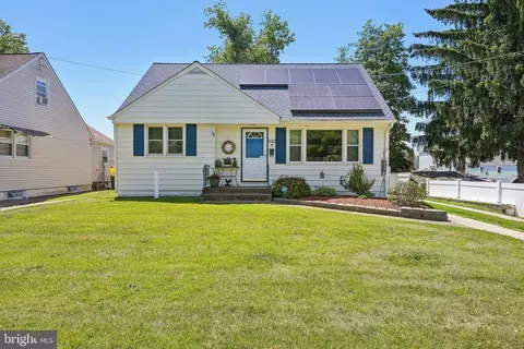 5524 Wayne Ave, Pennsauken, NJ 08110
