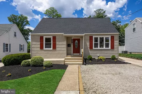 937 Clements Bridge Rd, Barrington, NJ 08007