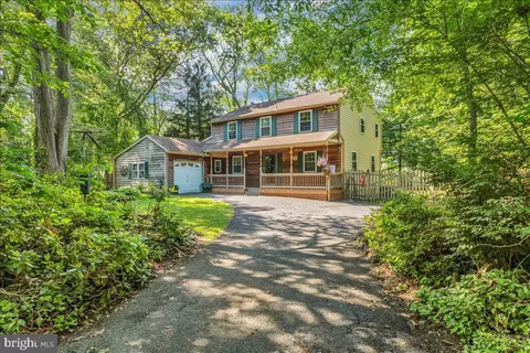 3 Winding Way, Berlin, NJ 08009
