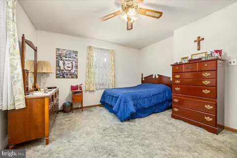 Bedroom - 201 E 11th Ave, Pine Hill, NJ 08021 photo 4 of 6