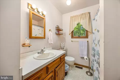 Bath - 201 E 11th Ave, Pine Hill, NJ 08021 photo 1 of 1