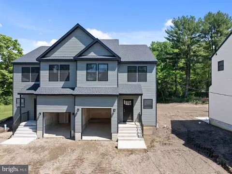 427 Almonesson Rd, Blackwood, NJ 08012