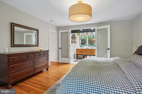 Bedroom - 650 Maple Ave, Haddonfield, NJ 08033 photo 6 of 6