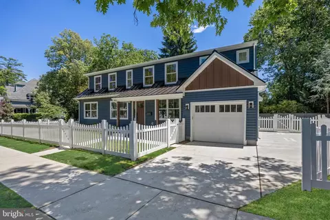 201 Centre St, Haddonfield, NJ 08033