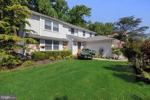 1024 Bobwhite Dr, Cherry Hill, NJ 08003