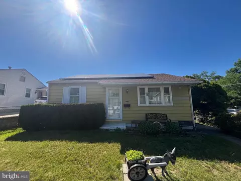 1100 Scott Ave, Lindenwold, NJ 08021