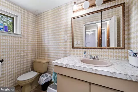 Bath - 31 E 3rd Ave, Pine Hill, NJ 08021 photo 4 of 6