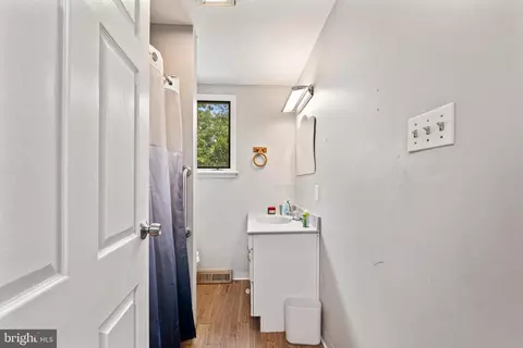 Bath - 31 E 3rd Ave, Pine Hill, NJ 08021 photo 2 of 6