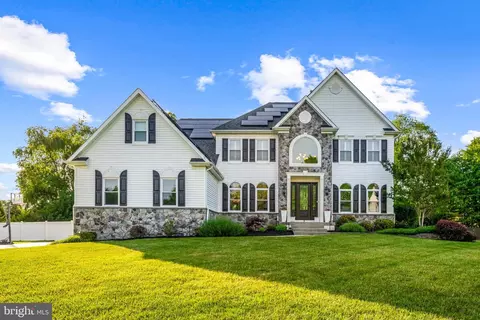 5 Laurel Wood, Lindenwold, NJ 08021