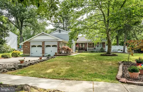1201 Crane Dr, Cherry Hill, NJ 08003