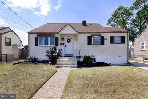 140 Princeton Ave, Bellmawr, NJ 08031