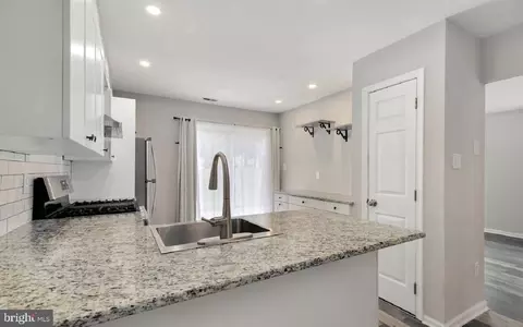 Entry Way - 1804 Mason Run, Pine Hill, NJ 08021 photo 3 of 11