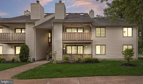 604 The Woods, Cherry Hill, NJ 08003
