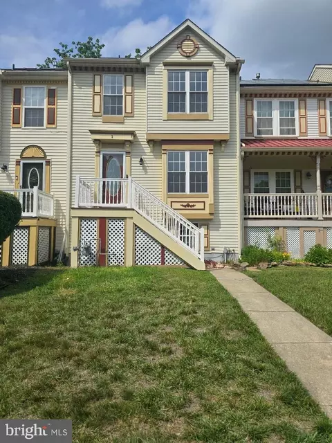 3 Wagon Wheel Dr, Sicklerville, NJ 08081