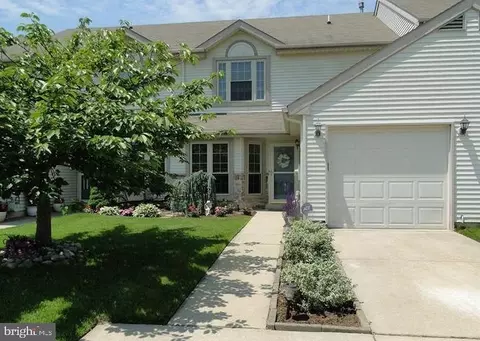 113 Fox Mdw, Sicklerville, NJ 08081