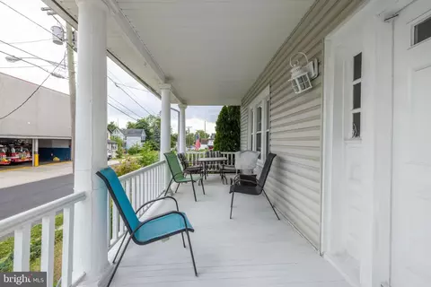 Exterior - 39 E 2nd Ave, Runnemede, NJ 08078 photo 2 of 2