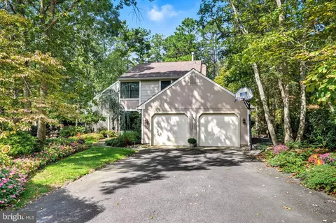 47 Tenby Chase Dr, Voorhees, NJ 08043