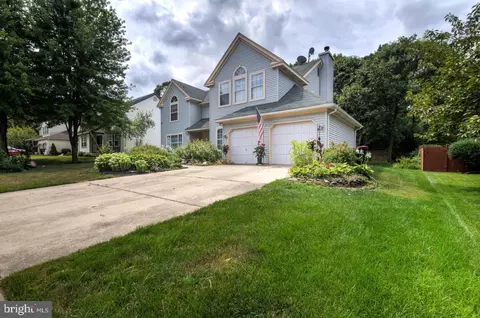 56 Jonquil Way, Sicklerville, NJ 08081