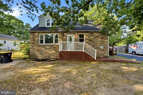 339 Magnolia Ave, West Berlin, NJ 08091